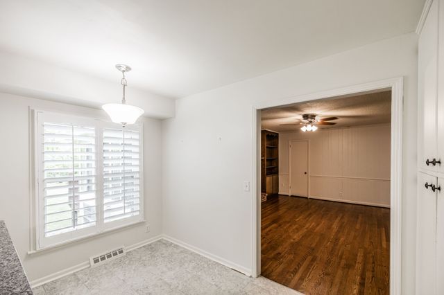 1525 Lipscomb Dr, Brentwood, TN 37027