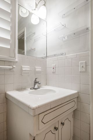 1525 Lipscomb Dr, Brentwood, TN 37027