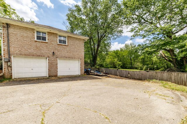 1525 Lipscomb Dr, Brentwood, TN 37027