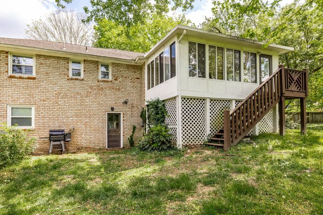 1525 Lipscomb Dr, Brentwood, TN 37027