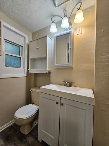 1504 E 99TH AVENUE B, Tampa, FL 33612