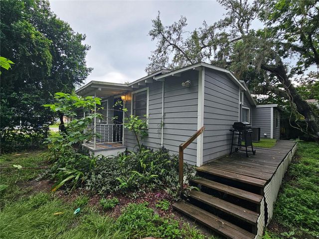 1504 E 99TH AVENUE B, Tampa, FL 33612