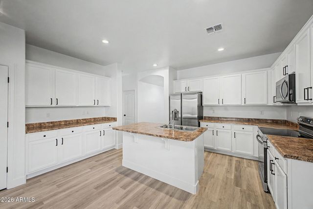 11921 W MONTE VISTA Road, Avondale, AZ 85392