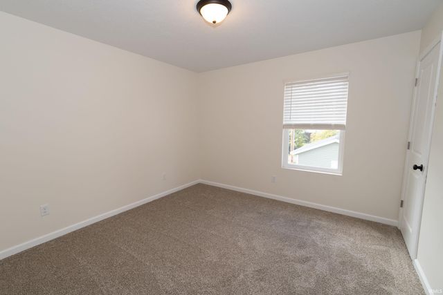 1119 Edwardsburg Ave., Elkhart, IN 46514