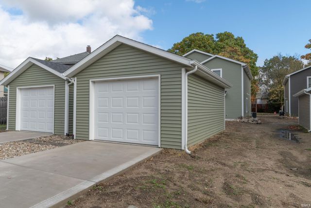 1119 Edwardsburg Ave., Elkhart, IN 46514