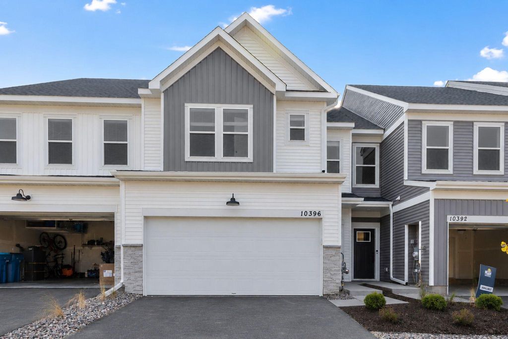 10396 Ithaca Lane N, Maple Grove, MN 55369