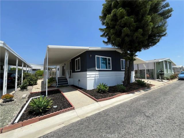 3945 Bradford 49, La Verne, CA 91750