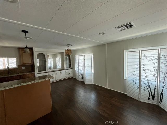 3945 Bradford 49, La Verne, CA 91750