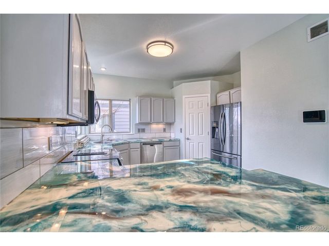 4572 Hayler Ave, Loveland, CO 80538