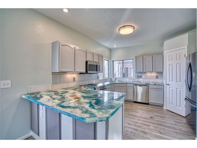 4572 Hayler Ave, Loveland, CO 80538