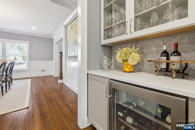 2 Weimer Court, Allendale, NJ 07401