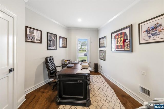 2 Weimer Court, Allendale, NJ 07401