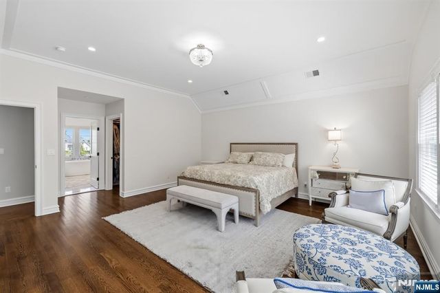 2 Weimer Court, Allendale, NJ 07401