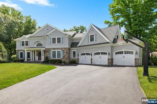 2 Weimer Court, Allendale, NJ 07401