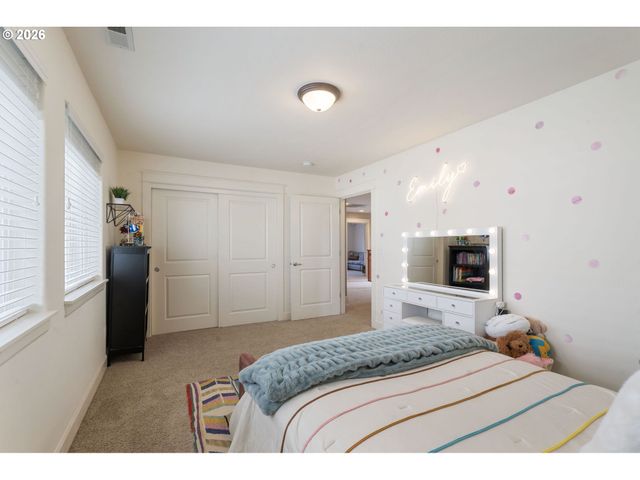 19329 Se 14TH Way, Camas, WA 98607