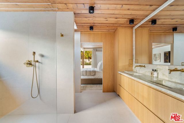 1407 Ellsworth Court, Thousand Oaks, CA 91360