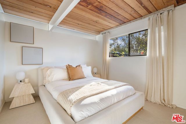 1407 Ellsworth Court, Thousand Oaks, CA 91360