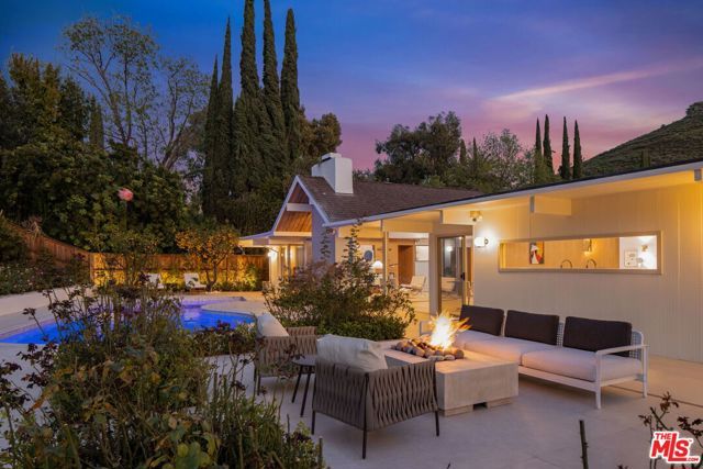 1407 Ellsworth Court, Thousand Oaks, CA 91360