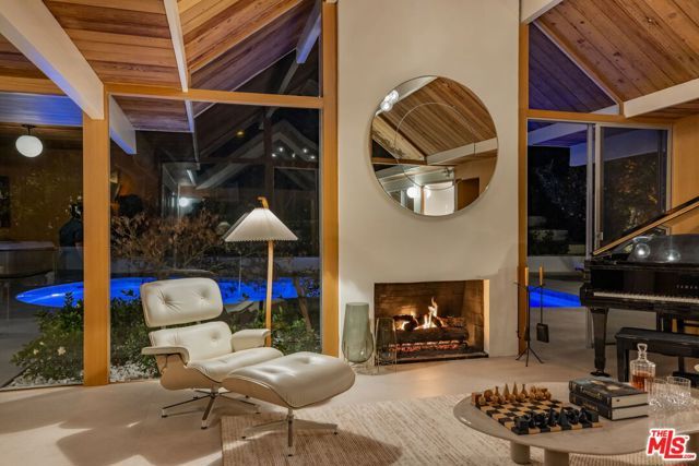 1407 Ellsworth Court, Thousand Oaks, CA 91360