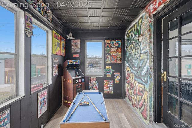 17132 Greenlawn Street, Detroit, MI 48221