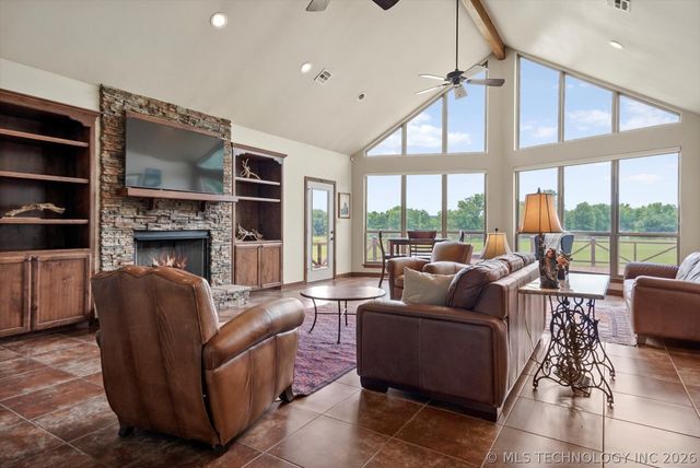 2130 E 4675 Road, Pryor, OK 74361