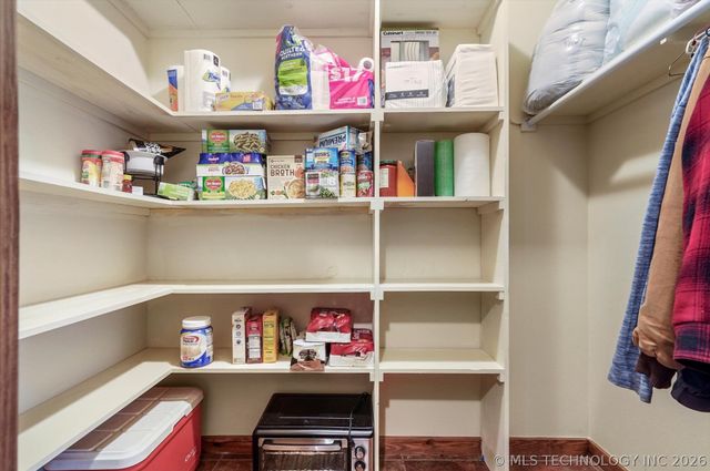 2130 E 4675 Road, Pryor, OK 74361