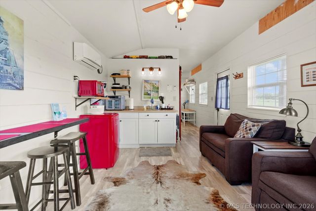 2130 E 4675 Road, Pryor, OK 74361