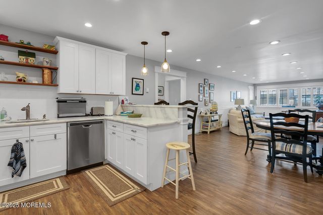 1340 Ocean Avenue 27, Sea Bright, NJ 07760