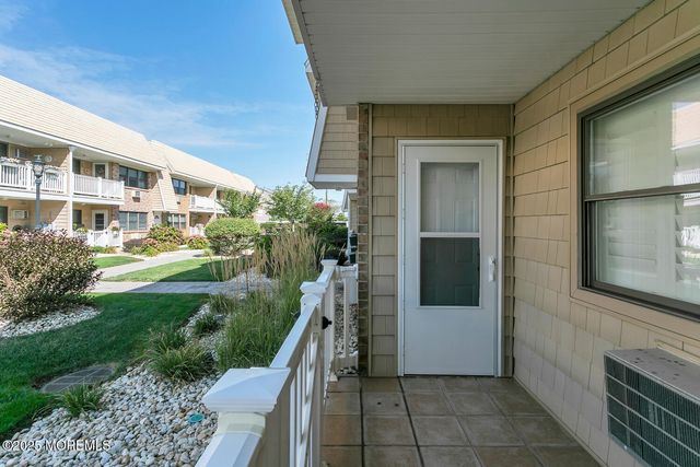 1340 Ocean Avenue 27, Sea Bright, NJ 07760