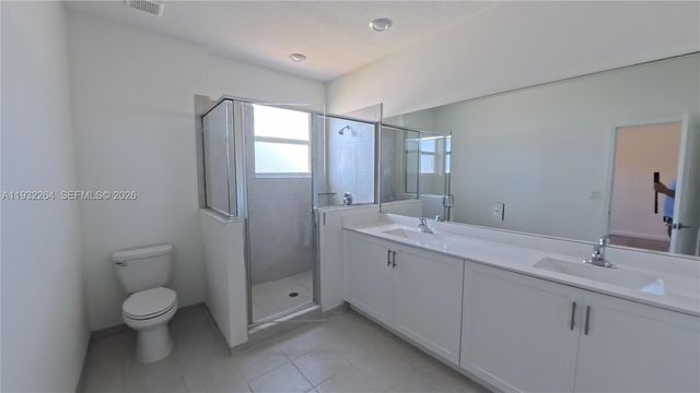 1114 SE 27th Terrace ., Homestead, FL 33035