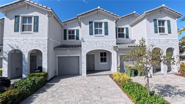 1114 SE 27th Terrace ., Homestead, FL 33035