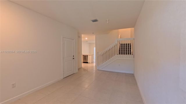 1114 SE 27th Terrace ., Homestead, FL 33035