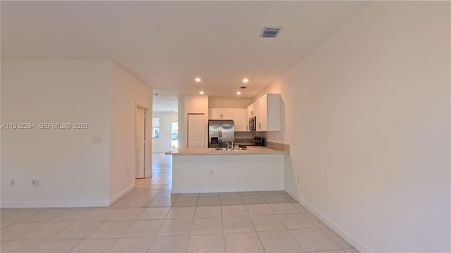 1114 SE 27th Terrace ., Homestead, FL 33035