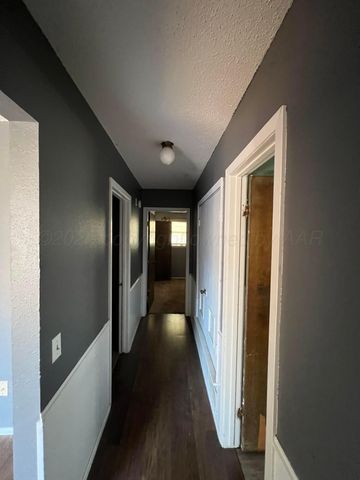 2005 N 20th Street, Memphis, TX 79245