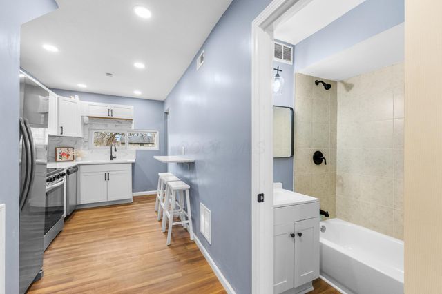 2173 Lexington Avenue, Columbus, OH 43211