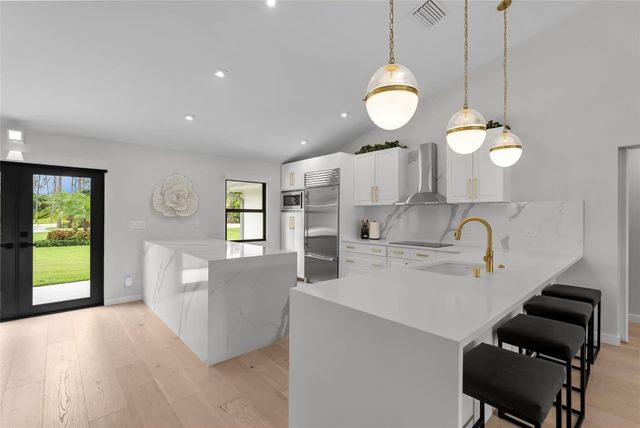 8611 Gullane Court, Palm Beach Gardens, FL 33412