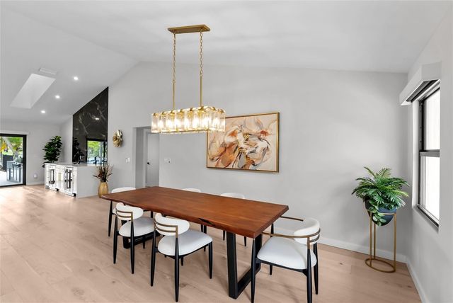 8611 Gullane Court, Palm Beach Gardens, FL 33412