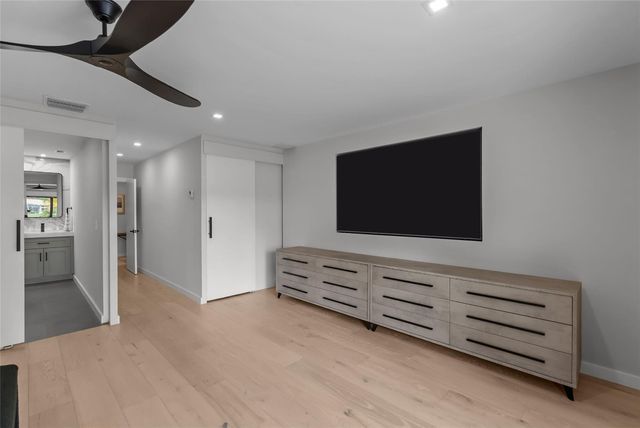 8611 Gullane Court, Palm Beach Gardens, FL 33412