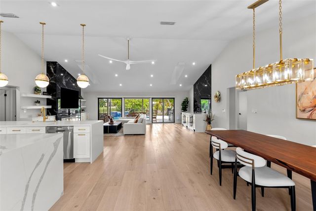 8611 Gullane Court, Palm Beach Gardens, FL 33412