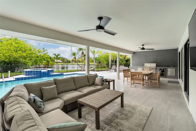 8611 Gullane Court, Palm Beach Gardens, FL 33412