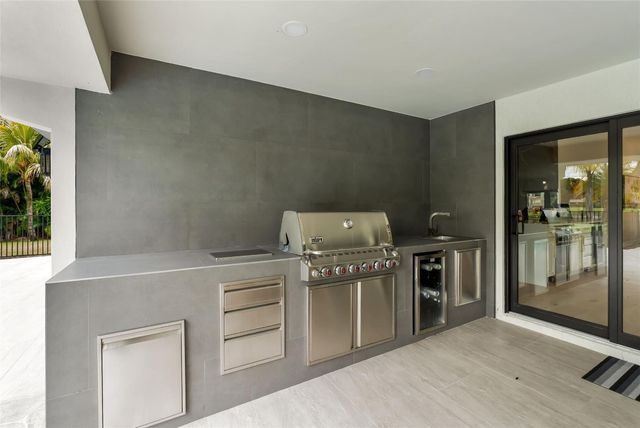 8611 Gullane Court, Palm Beach Gardens, FL 33412