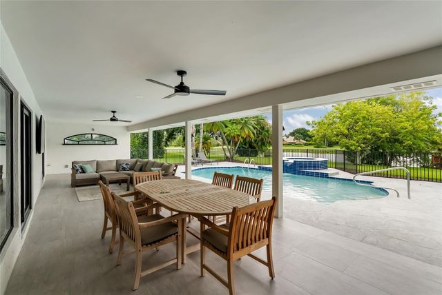 8611 Gullane Court, Palm Beach Gardens, FL 33412