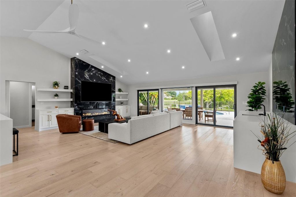 8611 Gullane Court, Palm Beach Gardens, FL 33412