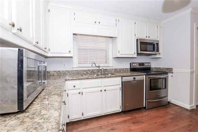 3122 Henderson Walk, Atlanta, GA 30340