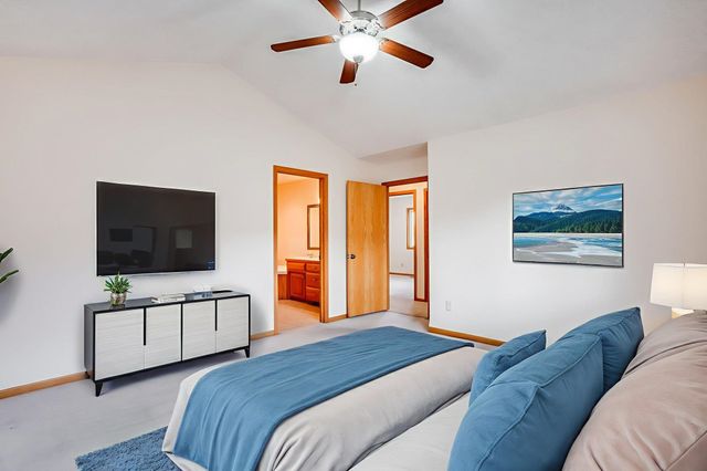 10118 W Bella Vista Ct, Wichita, KS 67212