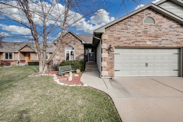 10118 W Bella Vista Ct, Wichita, KS 67212