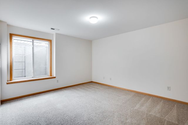 10118 W Bella Vista Ct, Wichita, KS 67212