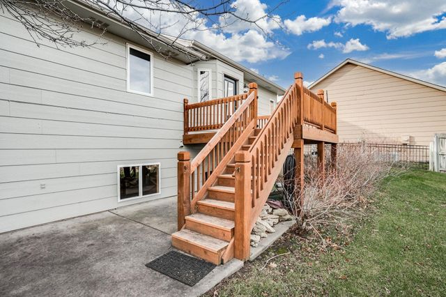 10118 W Bella Vista Ct, Wichita, KS 67212