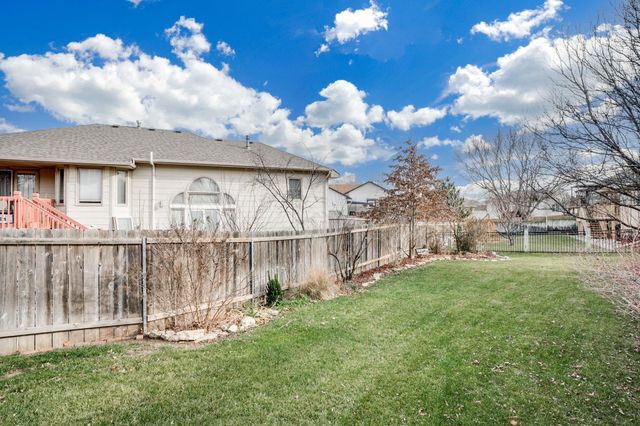 10118 W Bella Vista Ct, Wichita, KS 67212