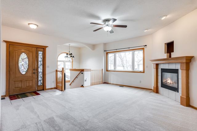 10118 W Bella Vista Ct, Wichita, KS 67212